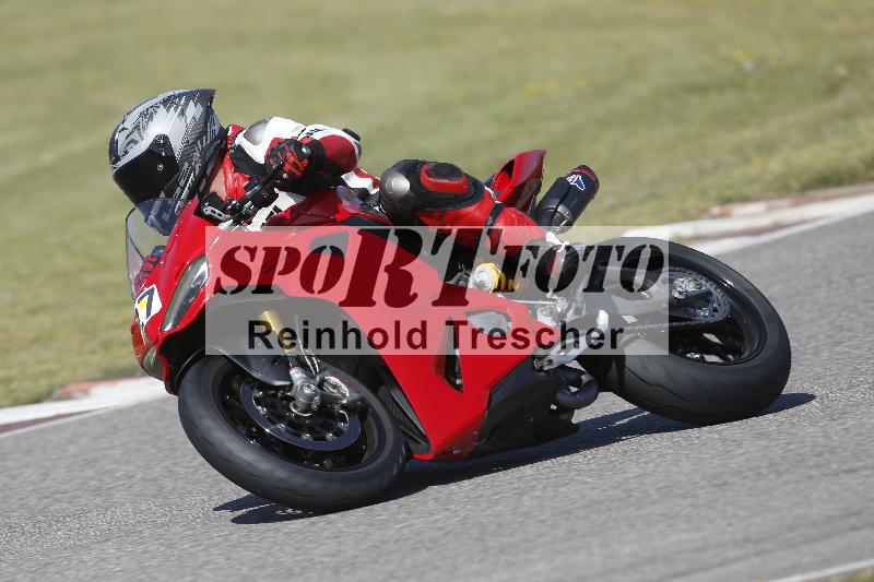 /07 09.04.2026 Cornu Master School ADR/Gruppe rot/27